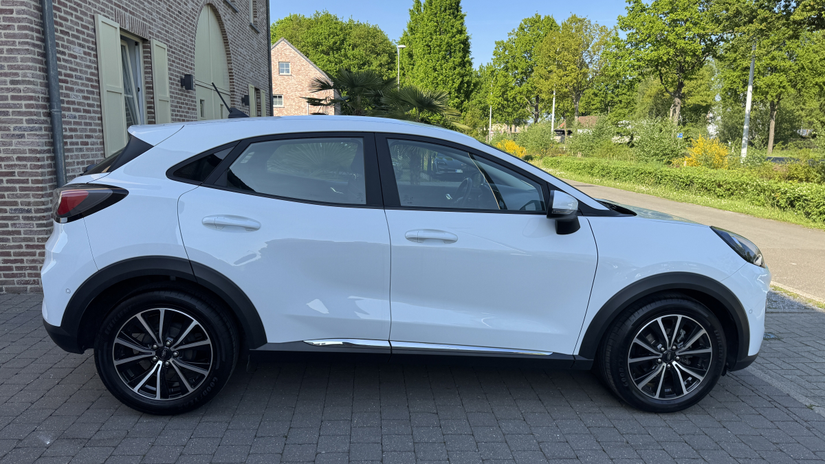 Ford Puma 1.0i Ecoboost TITANIUM